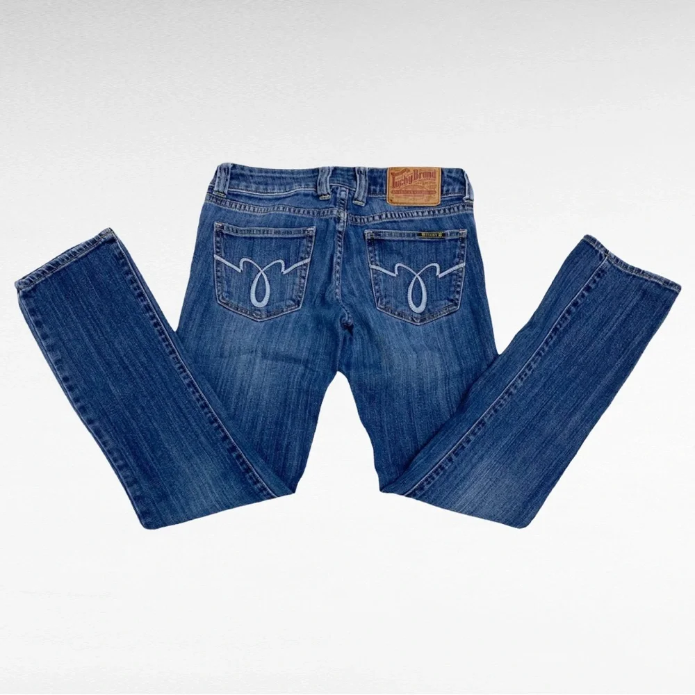 Lucky Brand | Lola Blue Wash Straight Run Stitch Jeans